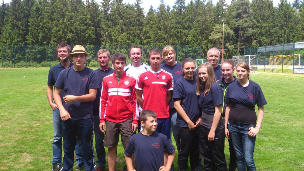 Unterstützung gab es durch die FFW Harrling Unterstützung gab es durch die FFW Harrling