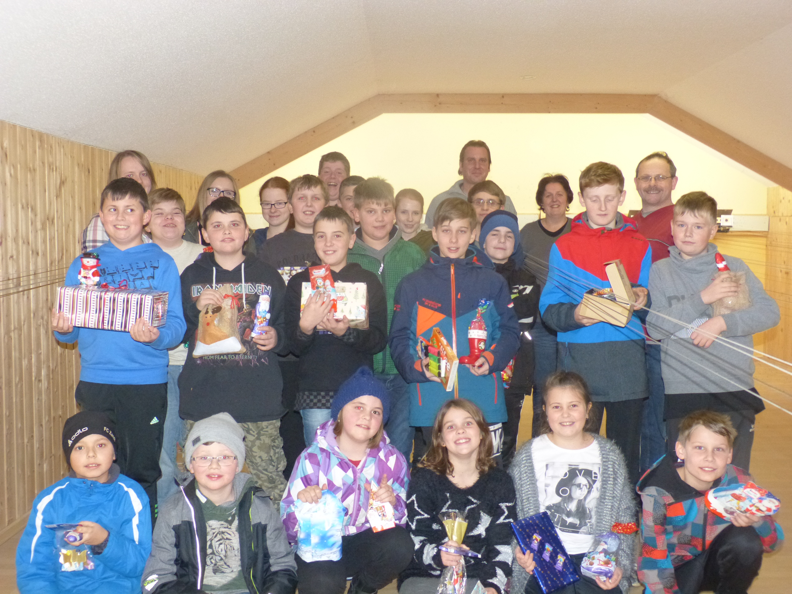 Jungschuetzen am Schiessstand